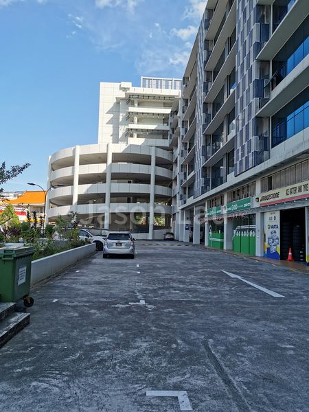 Light Industrial (B1) for Rent: Midview City - Image 3