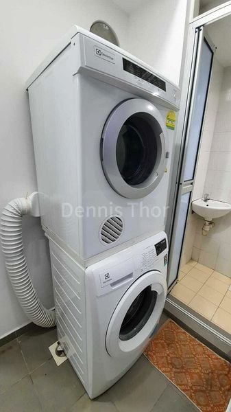 Common Room (Condo) for Rent in  The Warren - Image 4