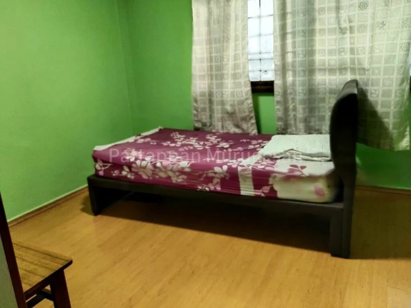 Master Room (HDB) for Rent in  289E Bukit Batok Street 25 - Image 5