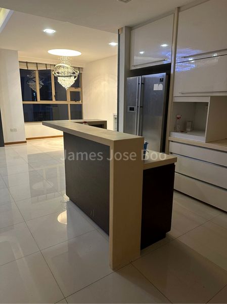 4 Bed Apartment (Condo) for Rent in The Waterline - Image 14