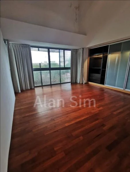 5 Bed Bungalow (Landed) for Rent in  Capitol Park - Image 1