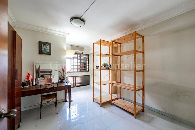 4 Room (4A) HDB for Sale in 213 Pasir Ris Street 21 - Image 6