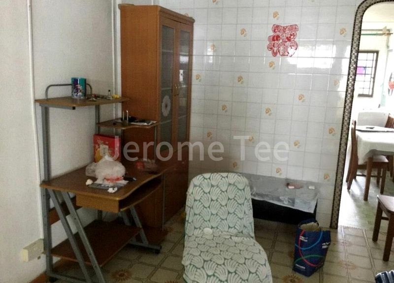 3 Room (3NG) HDB for Rent in  584 Ang Mo Kio Avenue 3 - Image 11