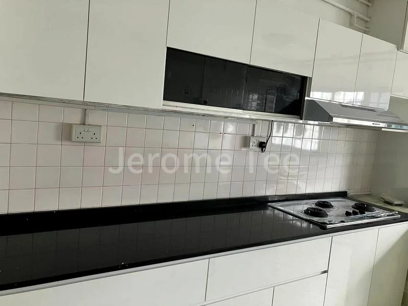 3 Room (3NG) HDB for Rent in  584 Ang Mo Kio Avenue 3 - Image 2