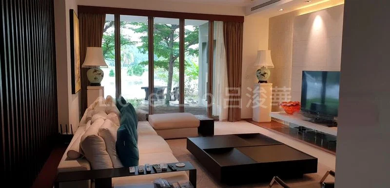 5 Bed Bungalow (Landed) for Sale in Cove Drive - Image 7