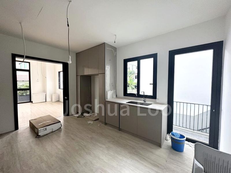 5 Bed Bungalow (Landed) for Sale in  Villas Holland - Image 8