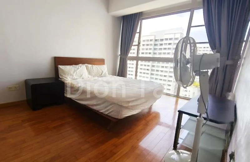 3 Bed Condo for Rent in  Le Crescendo - Image 7