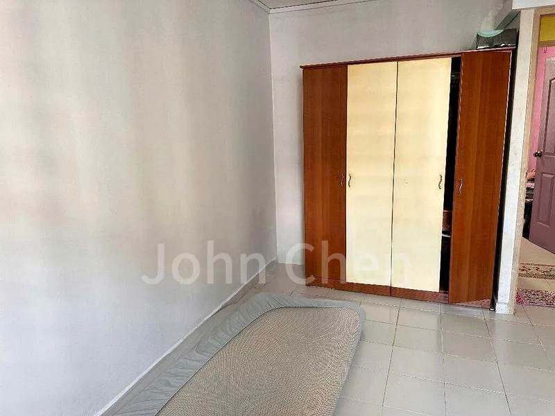 Room (HDB) for Rent in 832 Tampines Street 82 - Image 2