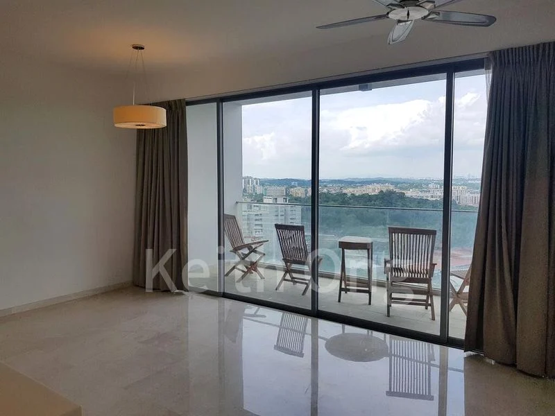 4 Bed Condo for Sale in  Centro Residences - Image 15