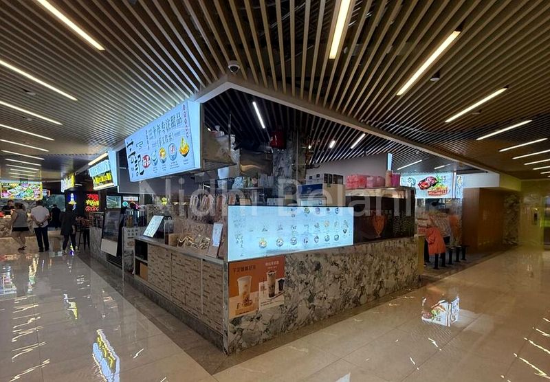 6 Bed Bungalow (Landed) for Sale in  Holland Grove Drive - Image 5