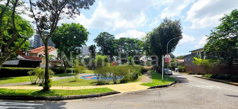 6 Bed Bungalow (Landed) for Sale in  Holland Grove Drive - Image 4