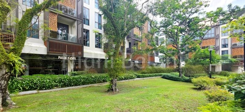 6 Bed Bungalow (Landed) for Sale in  Holland Grove Drive - Image 3