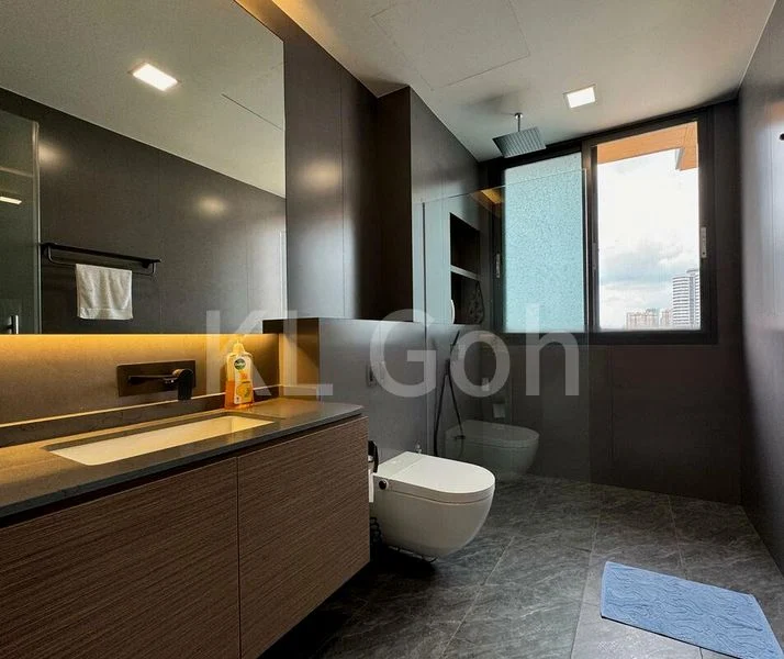 7 Bed Semi-Detached House (Landed) for Sale in  Sembawang Hills Estate - Image 7