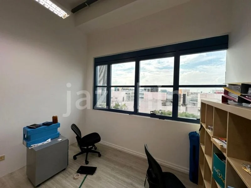 Light Industrial (B1) for Rent: Ubi Techpark - Image 4