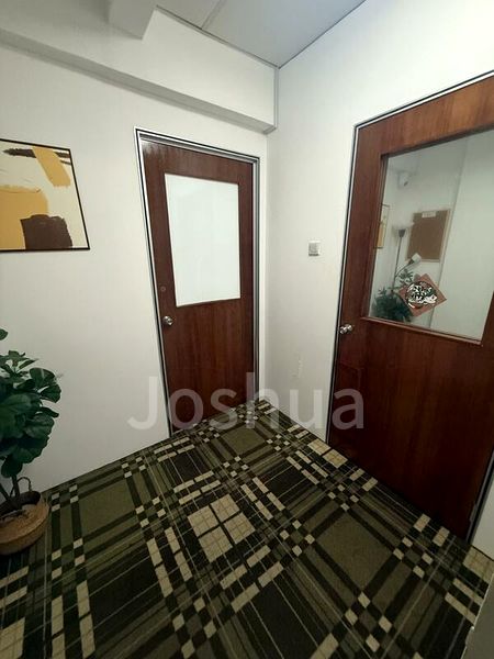 Office for Rent: Textile Centre - Image 2