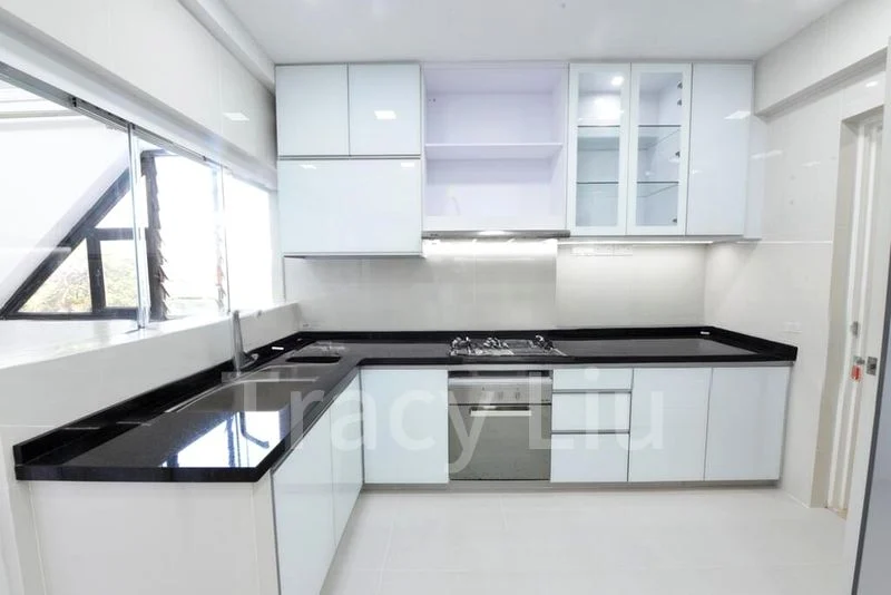 3 Bed Condo for Rent in  Nassim Jade - Image 5