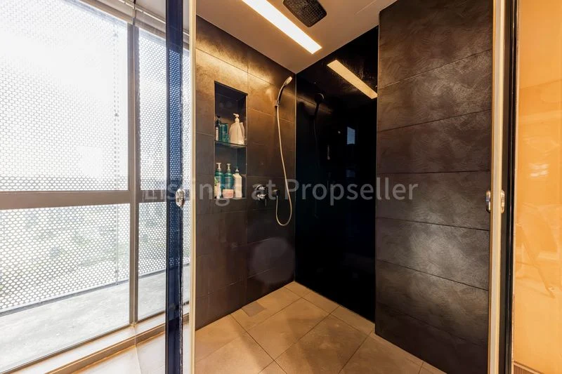 3 Bed Apartment (Condo) for Sale in 1 Moulmein Rise - Image 13