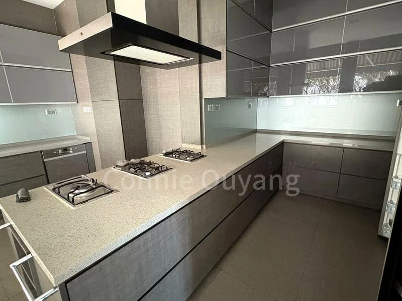 6 Bed Bungalow (Landed) for Rent in Ocean Drive - Image 1