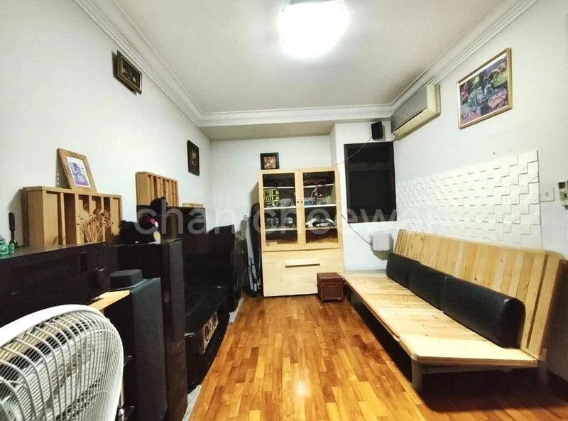 4 Room (4A) HDB for Sale in 152 Lorong 2 Toa Payoh - Image 1