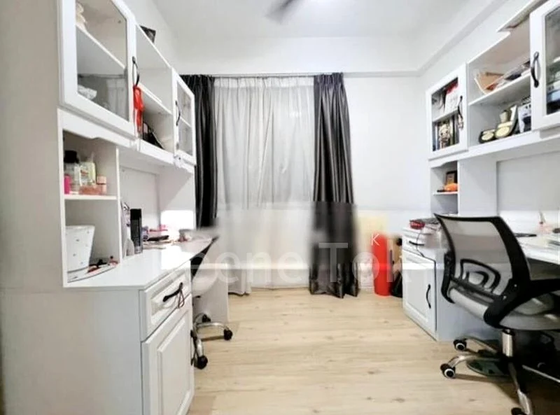 3 Bed Condo for Rent in  The Vales - Image 18