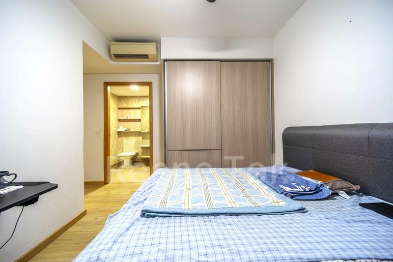 3 Bed Condo for Rent in  The Vales - Image 7