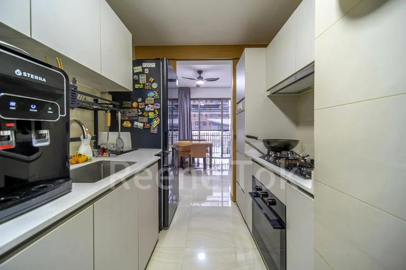 3 Bed Condo for Rent in  The Vales - Image 1