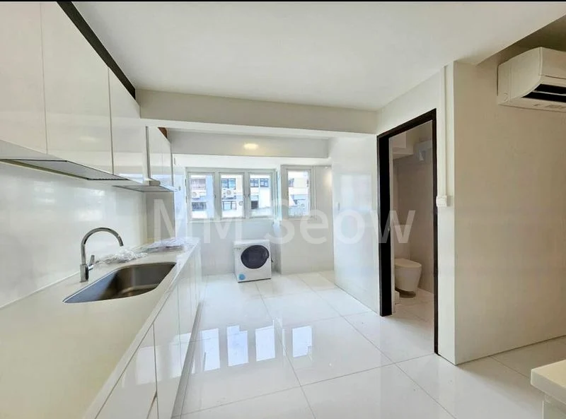 3 Bed Condo for Rent in  Chancery Court - Image 12