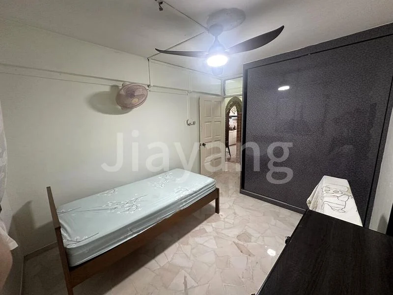 Common Room (HDB) for Rent in  330 Clementi Avenue 2 - Image 1