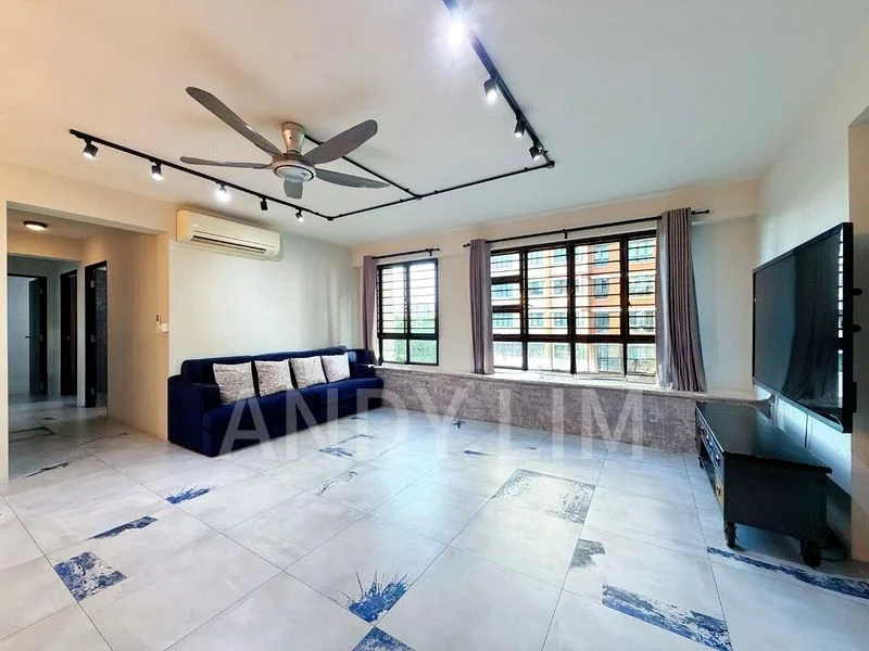5 Room (5I) HDB for Sale in  293D Compassvale Crescent - Image 12