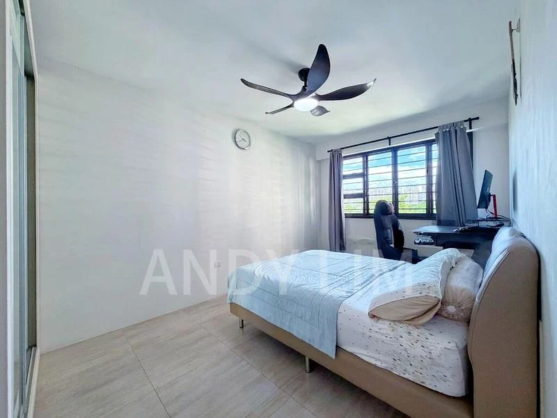 5 Room (5I) HDB for Sale in  293D Compassvale Crescent - Image 1