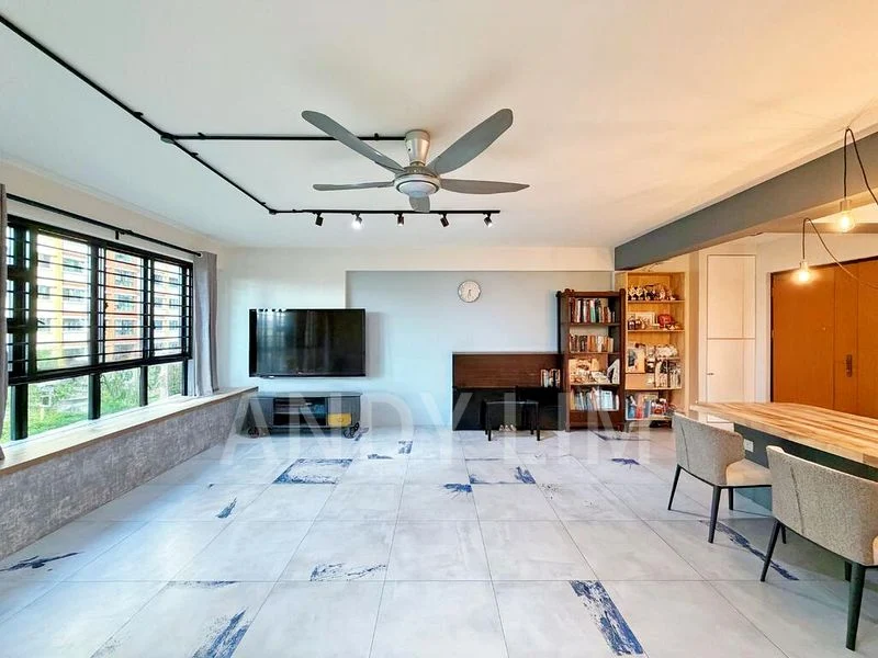 5 Room (5I) HDB for Sale in  293D Compassvale Crescent - Image 18