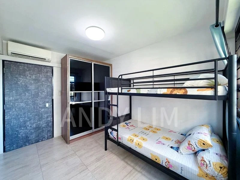 5 Room (5I) HDB for Sale in  293D Compassvale Crescent - Image 6