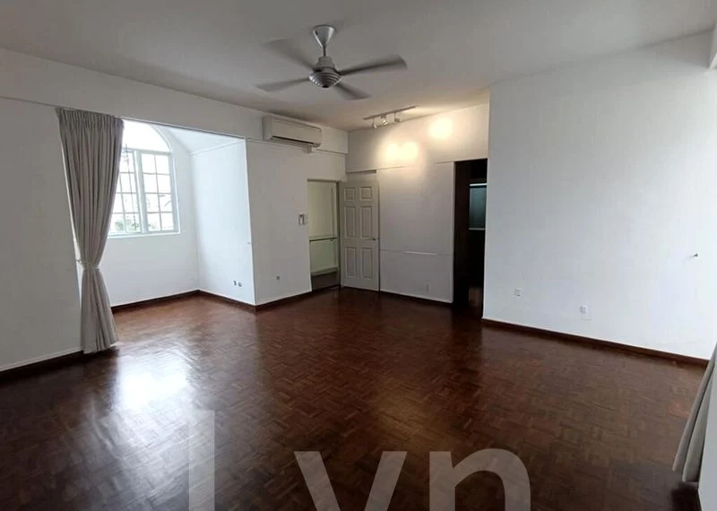 3 Bed Condo for Rent in  Clydesview - Image 2
