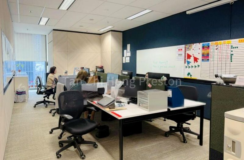 Office for Rent: Guoco Tower - Image 5