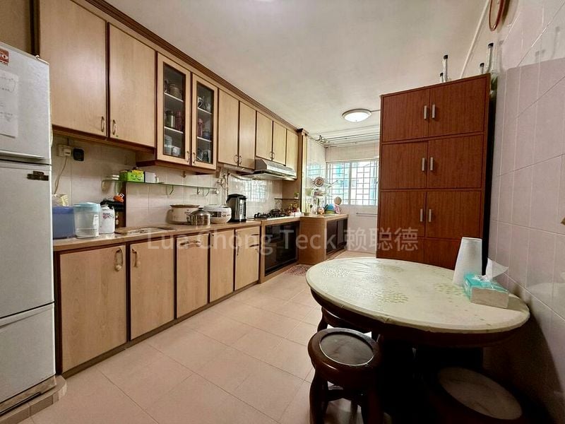 4 Room (4NG) HDB for Sale in  103 Serangoon North Avenue 1 - Image 3