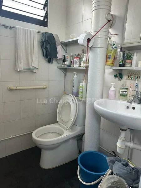 4 Room (4NG) HDB for Sale in  103 Serangoon North Avenue 1 - Image 4