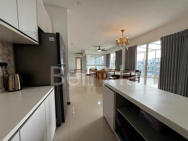 5 Bed Executive Condo for Sale in  Forestville - Image 2