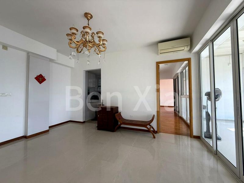 5 Bed Executive Condo for Sale in  Forestville - Image 5