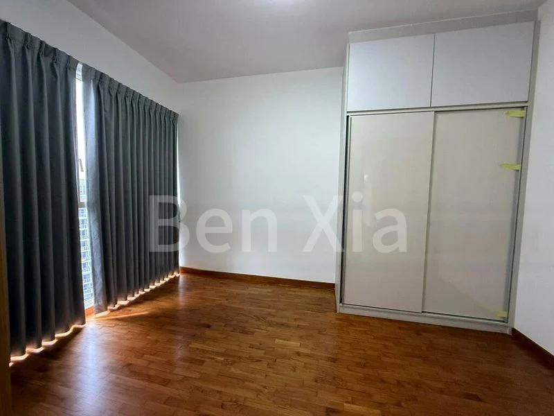 5 Bed Executive Condo for Sale in  Forestville - Image 9