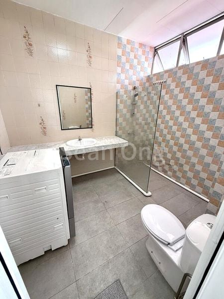 Master Room (Landed) for Rent in  Hundred Trees - Image 9