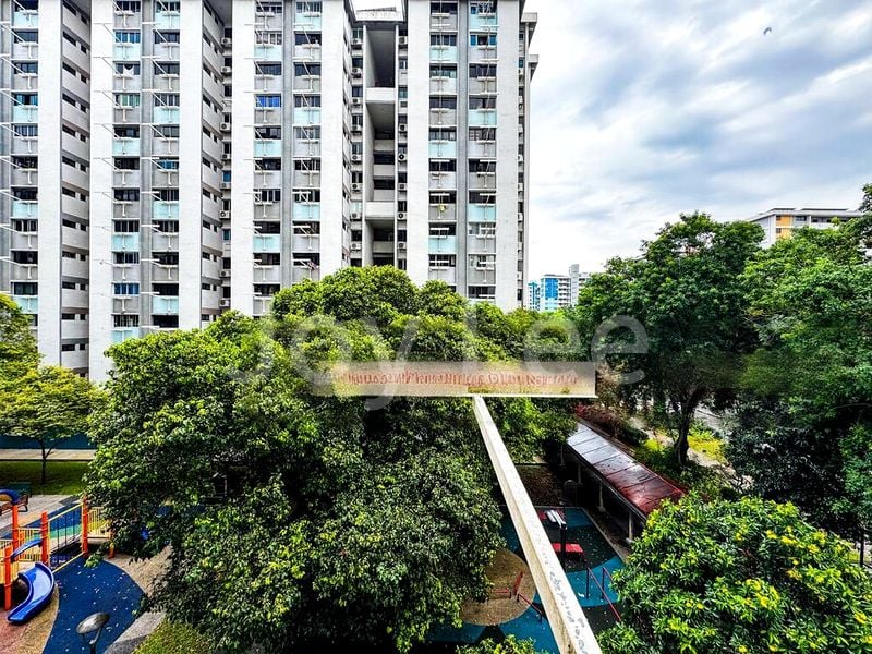 3 Room (3NG) HDB for Sale in  465 Ang Mo Kio Avenue 10 - Image 2