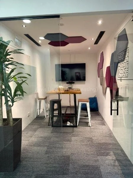 Office for Rent: 112 Robinson - Image 1