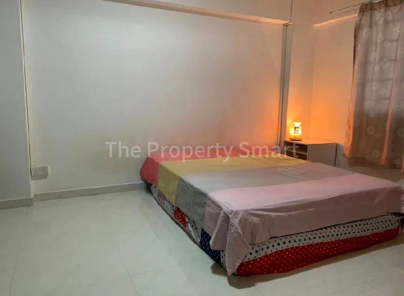 Room (HDB) for Rent in  234 Ang Mo Kio Avenue 3 - Image 1
