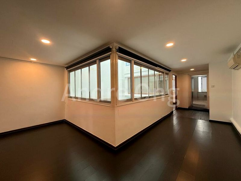 Office for Rent: ❤️️ Shophouse for Rent @ Duxton Rd ❤️️ - Image 2