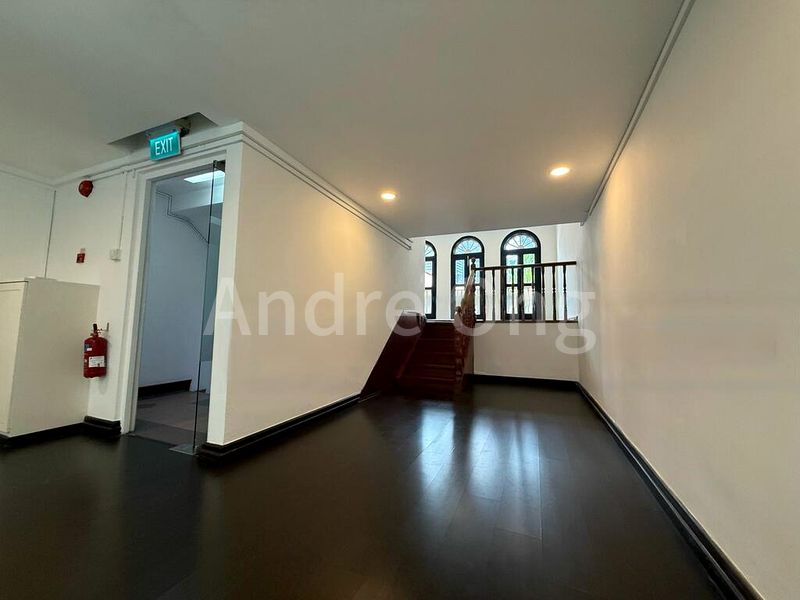 Office for Rent: ❤️️ Shophouse for Rent @ Duxton Rd ❤️️ - Image 3