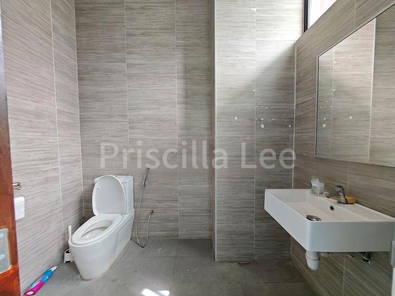 Light Industrial (B1) for Rent: Interlocal Centre - Image 5