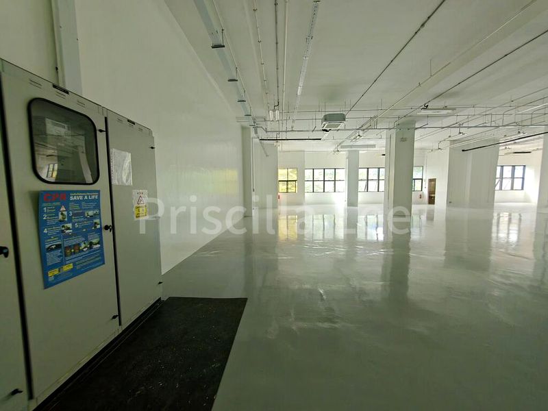 Light Industrial (B1) for Rent: Interlocal Centre - Image 13