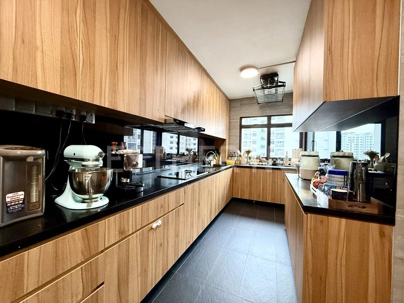 5 Room (5I) HDB for Sale in  203E Compassvale Road - Image 4