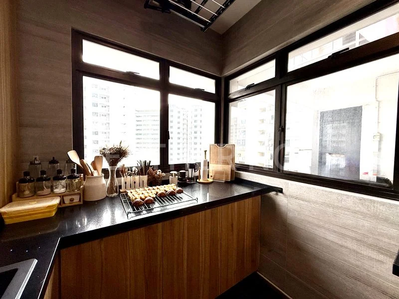 5 Room (5I) HDB for Sale in  203E Compassvale Road - Image 5