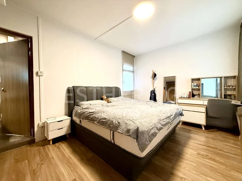 5 Room (5I) HDB for Sale in  203E Compassvale Road - Image 7